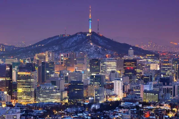 JLL, 금리인하 타고 2025 부동산 시장 개선 전망